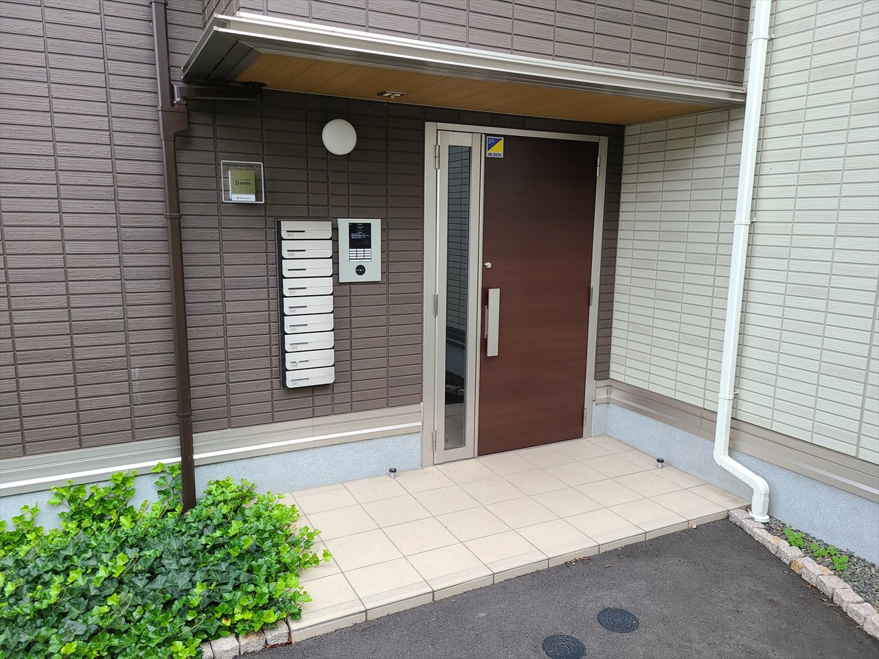 ここに拡大表示されます